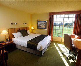 Country Club Tasmania - Accommodation Newcastle 2