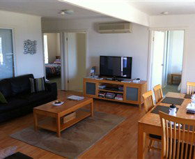 Azure Beach House - Accommodation Newcastle 0