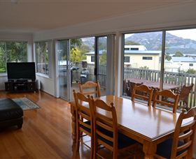 Amos Cottage - Accommodation Newcastle 1