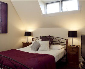 Mews Motel - The - Accommodation Newcastle 3