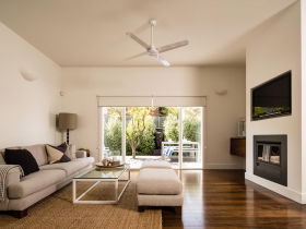 Mornington TAS Accommodation Newcastle