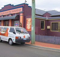 Bears Went Over the Mountain - Accommodation Newcastle