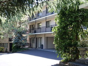 Grosvenor Court Apartments - Accommodation Newcastle 0