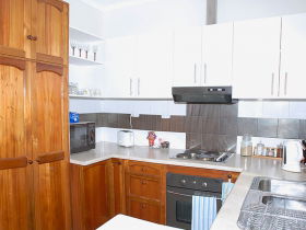 Oatlands Retreat - Accommodation Newcastle 1