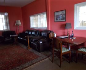 Bothwell Grange B&B - Accommodation Newcastle 2