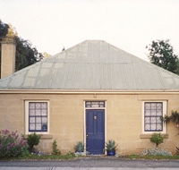 Hamilton's Cottage Collection and Country Gardens - Edwards Cottage - Accommodation Newcastle