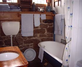 Forget-Me-Not Cottage - Accommodation Newcastle 2