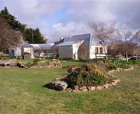Lakeview Cottage - Accommodation Newcastle 1