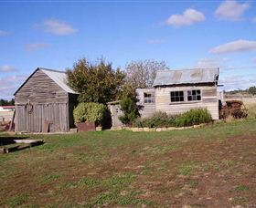 Lakeview Cottage - Accommodation Newcastle 5