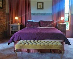 Oakdale B & B - Accommodation Newcastle 0