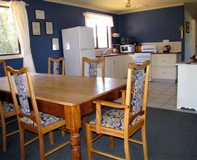 Engadine Cottage - Accommodation Newcastle 1