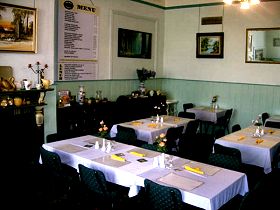 Bischoff Hotel - Accommodation Newcastle 1