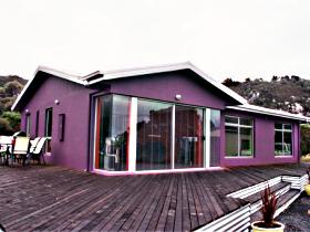 Sisters Beach Retreat - Accommodation Newcastle 0