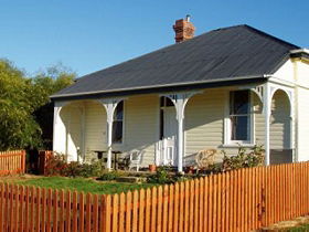 Clarence Point TAS Accommodation Newcastle