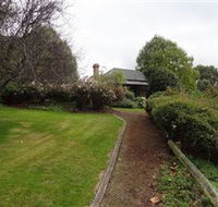 Camellia Cottage On Maple Hill - Accommodation Newcastle