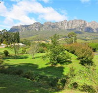 Mount Roland Country Lodge - Accommodation Newcastle
