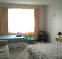 Central Court Motel
