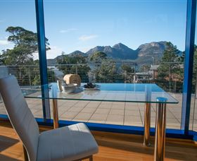 Coles Bay Retreat - Accommodation Newcastle 0