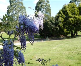 Rowes Retreat Bed And Breakfast - Accommodation Newcastle 3
