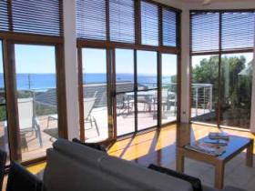 Akaroa TAS Accommodation Newcastle