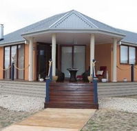 Aurora Cottages - Accommodation Newcastle