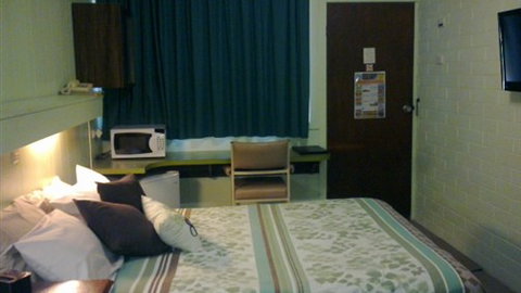 Millers Cottage Motel - Accommodation Newcastle 5