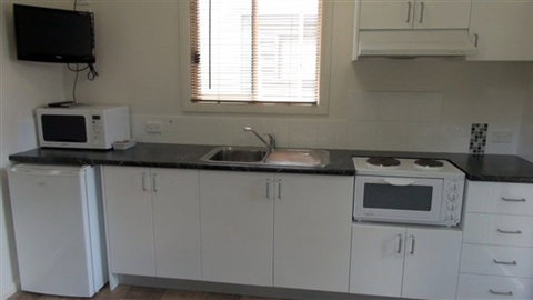 Myrtleford Holiday Park - Accommodation Newcastle 7