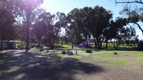 Glenrowan Tourist Park - Accommodation Newcastle 6