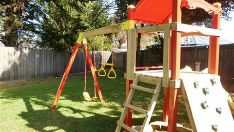 Kickback Cottages - Accommodation Newcastle 1