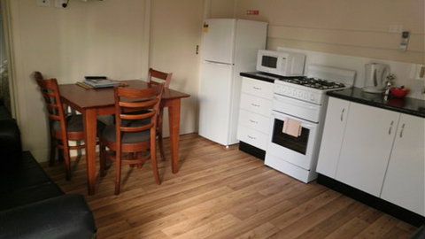 Kickback Cottages - Accommodation Newcastle 3