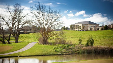 Yarra Valley Lodge - Accommodation Newcastle 7