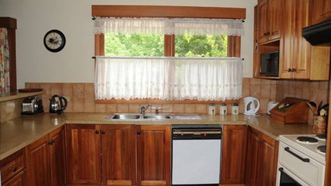 Delany Lodge - Accommodation Newcastle 2
