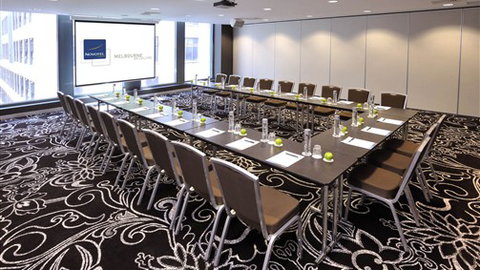 Novotel Melbourne On Collins - Accommodation Newcastle 5