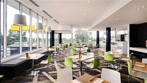 Atura Dandenong - Accommodation Newcastle 2