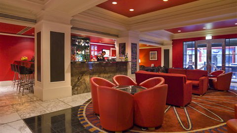 Vibe Savoy Hotel Melbourne - Accommodation Newcastle 2