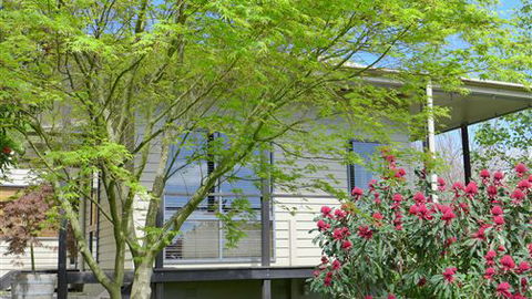 Lyrebird Cottages - Accommodation Newcastle 6