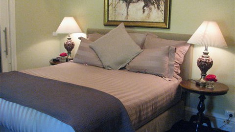 Old Post Office Bed & Breakfast - Accommodation Newcastle 2