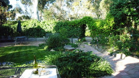 Forlonge Bed & Breakfast - Accommodation Newcastle 8