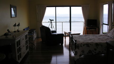 Clifftop Accommodation Portland Victoria - Accommodation Newcastle 4