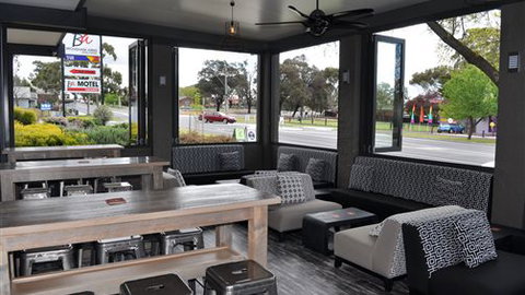 Brougham Arms Hotel - Accommodation Newcastle 3