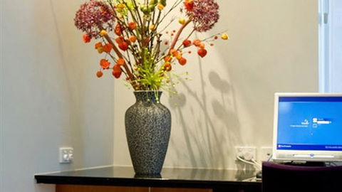 City Limits Hotel Apartments - Accommodation Newcastle 2