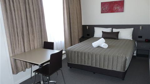 Loddon River Motel - Accommodation Newcastle 3