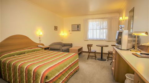 St Georges Motor Inn - Accommodation Newcastle 1