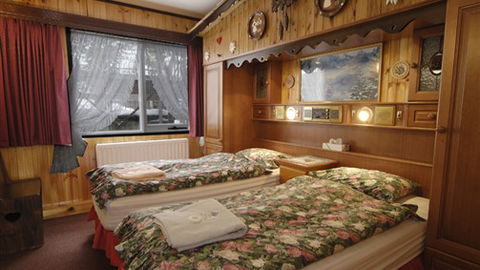 Karelia Alpine Lodge - Accommodation Newcastle 4