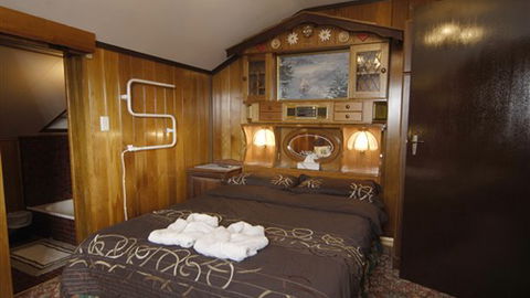 Karelia Alpine Lodge - Accommodation Newcastle 6