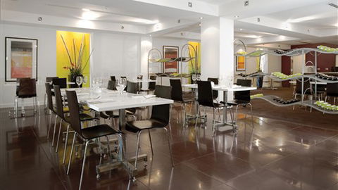 Vibe Hotel Carlton - Accommodation Newcastle 0