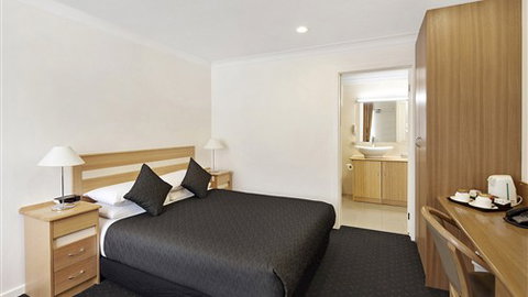 Best Western Melbourne's Princes Park Motor Inn - Accommodation Newcastle 3