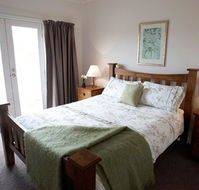 Strath Valley View Bed and Breakfast - Accommodation Newcastle