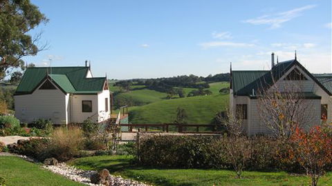 Loves Lane Cottages - Accommodation Newcastle 1