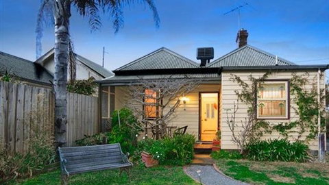 Benambra B&B - Accommodation Newcastle 5